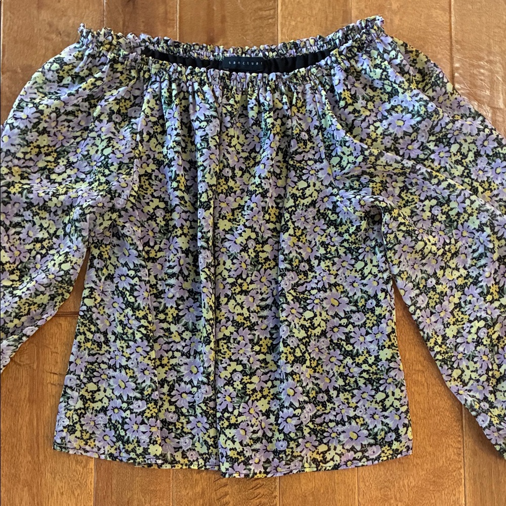 Sanctuary Floral Off-Shoulder Blouse in Black and Purple